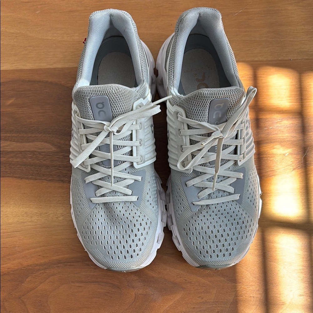 ON Running Light Gray Sneakers